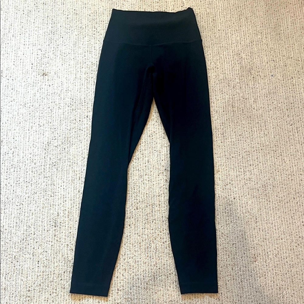 Black High-Waisted Lululemon Align Leggings